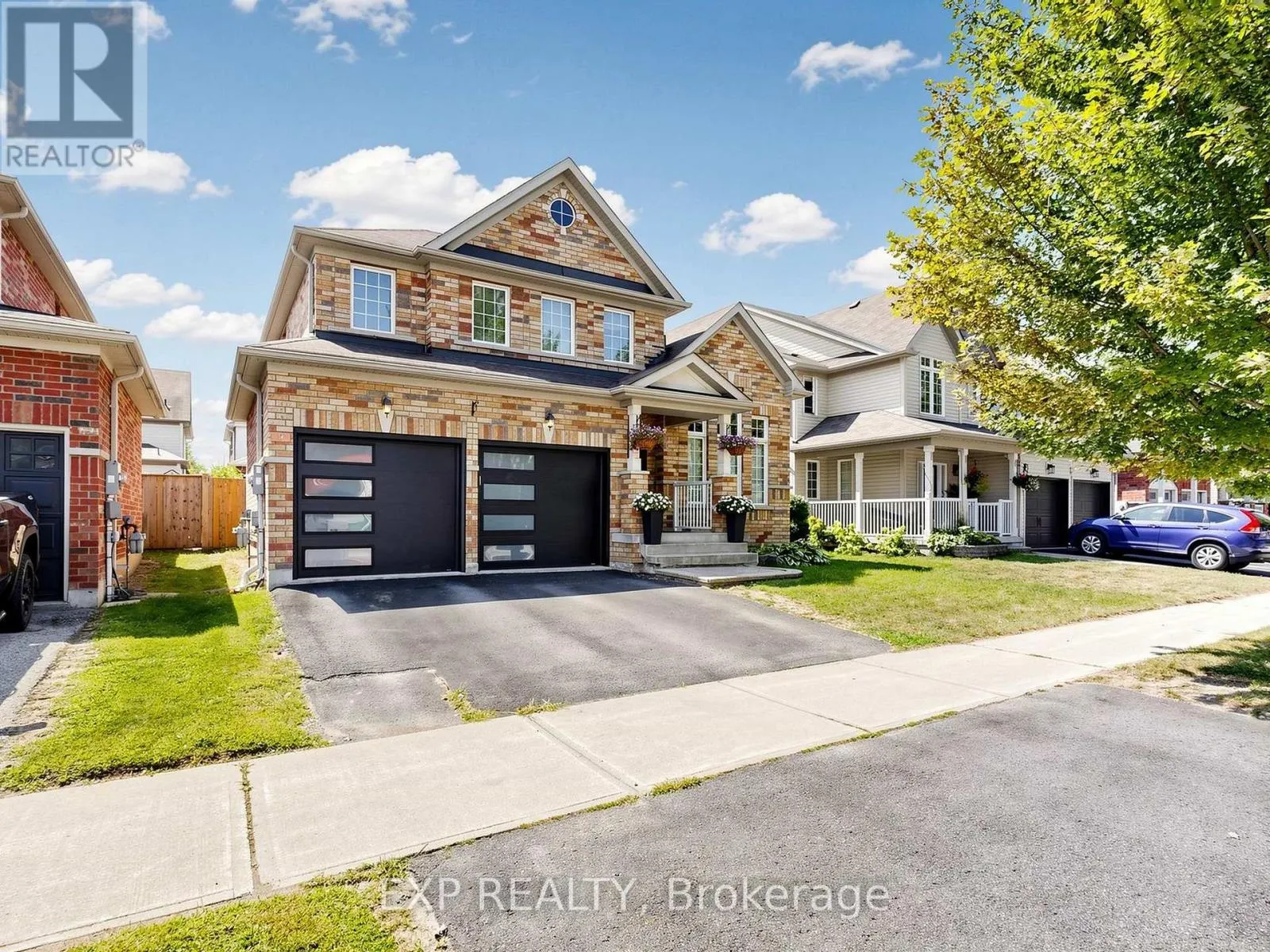 9 CARNESS CRESCENT