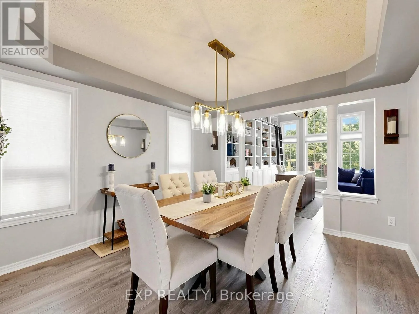 9 CARNESS CRESCENT