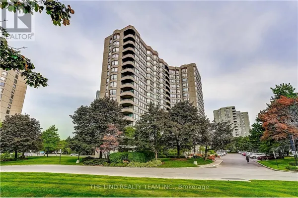 1402 - 7440 BATHURST STREET