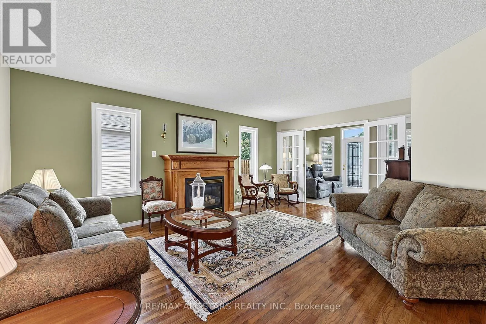 117 RIVERGLEN DRIVE