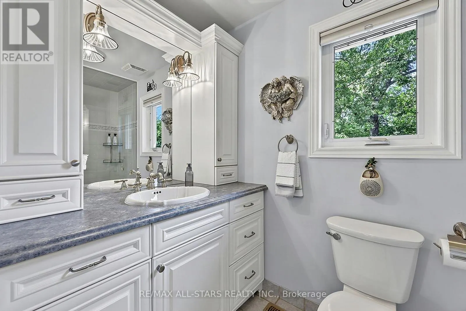 117 RIVERGLEN DRIVE