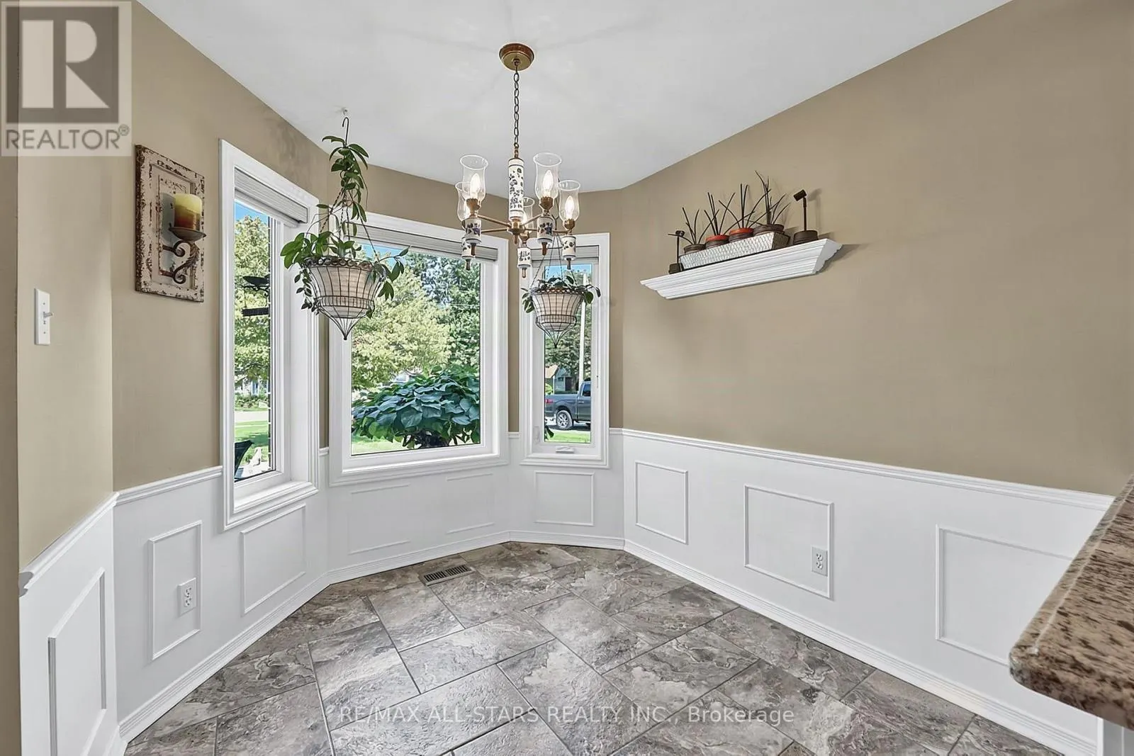 117 RIVERGLEN DRIVE