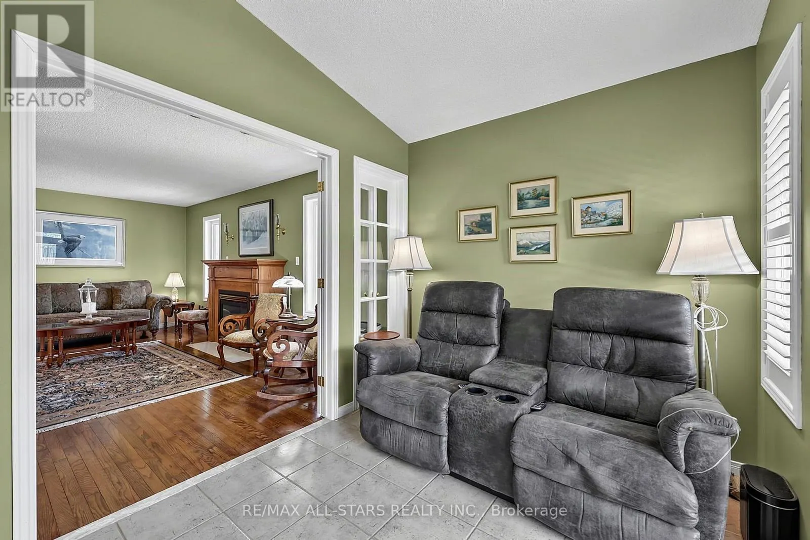 117 RIVERGLEN DRIVE