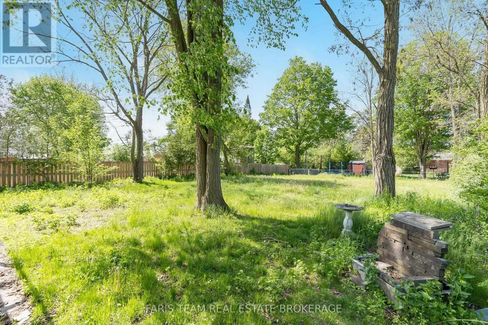 136 ORIOLE DRIVE