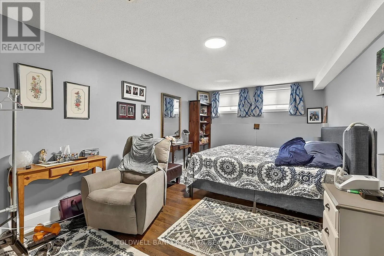 8 MCCARTHY CRESCENT