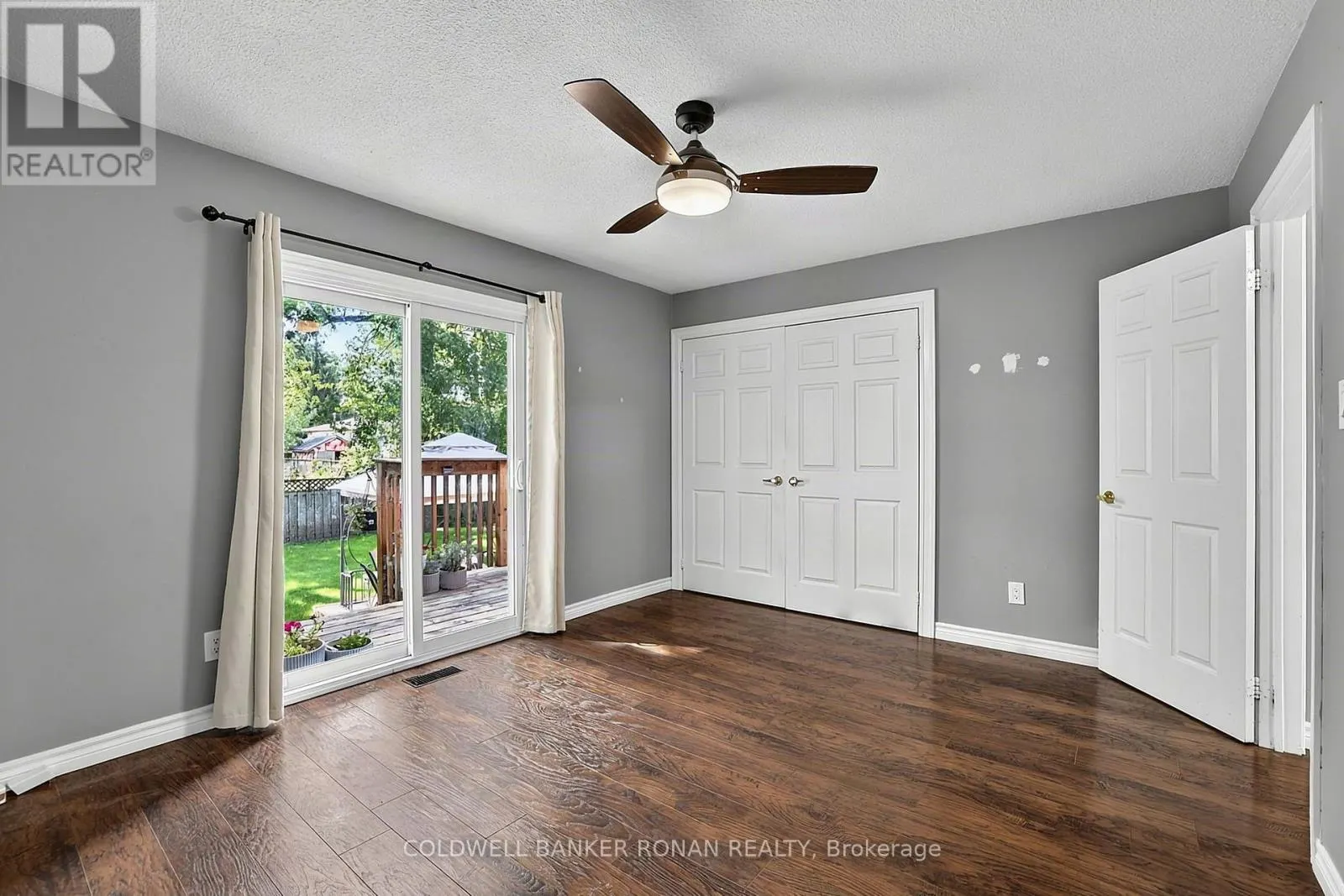 8 MCCARTHY CRESCENT