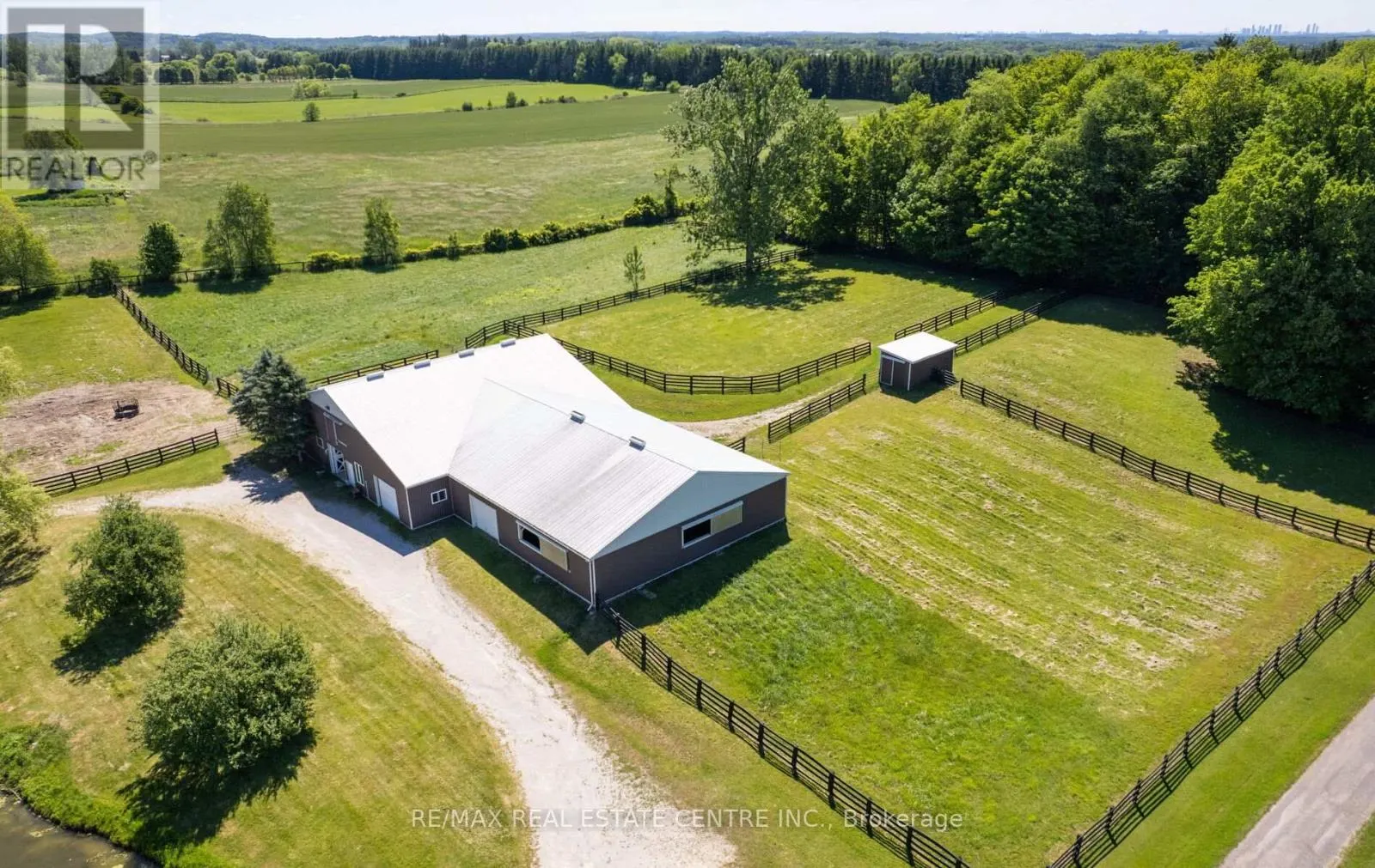 6375 17TH SIDEROAD