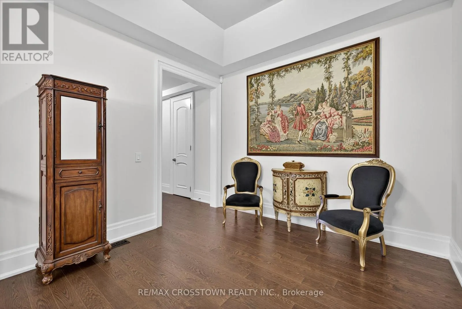 10 ANNSLEYWOOD COURT