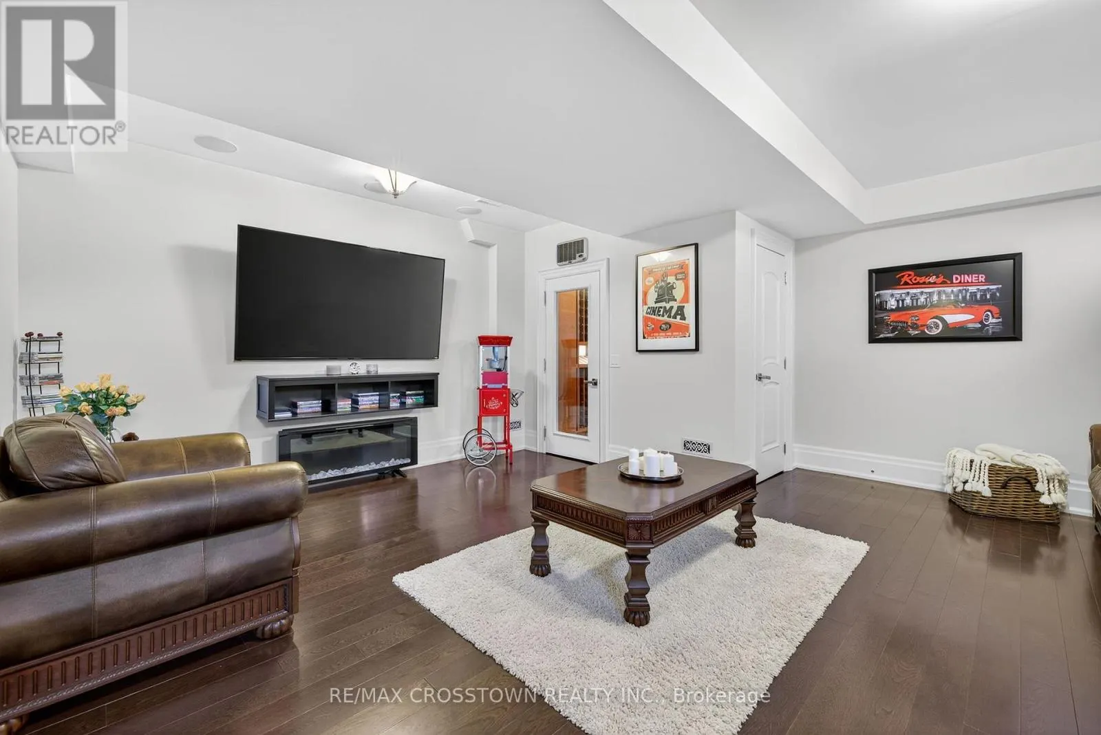 10 ANNSLEYWOOD COURT