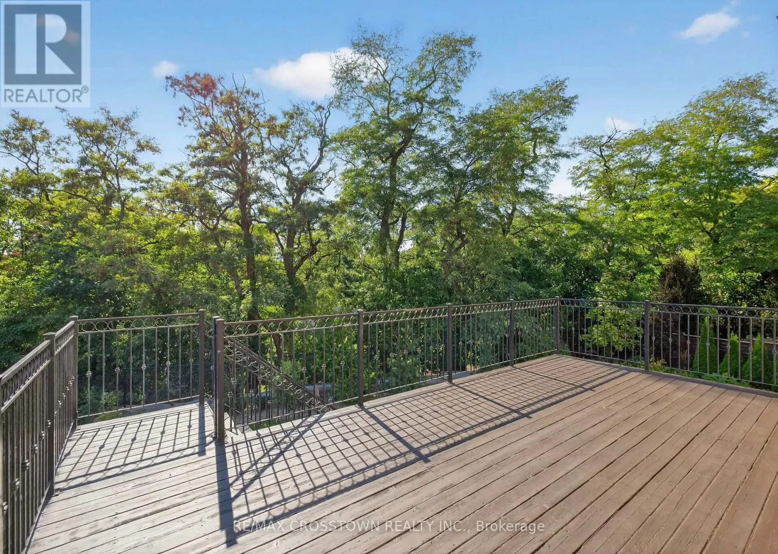 10 ANNSLEYWOOD COURT
