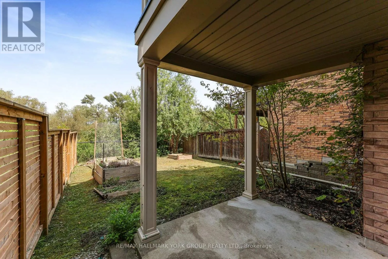 36 ALEX CAMPBELL CRESCENT