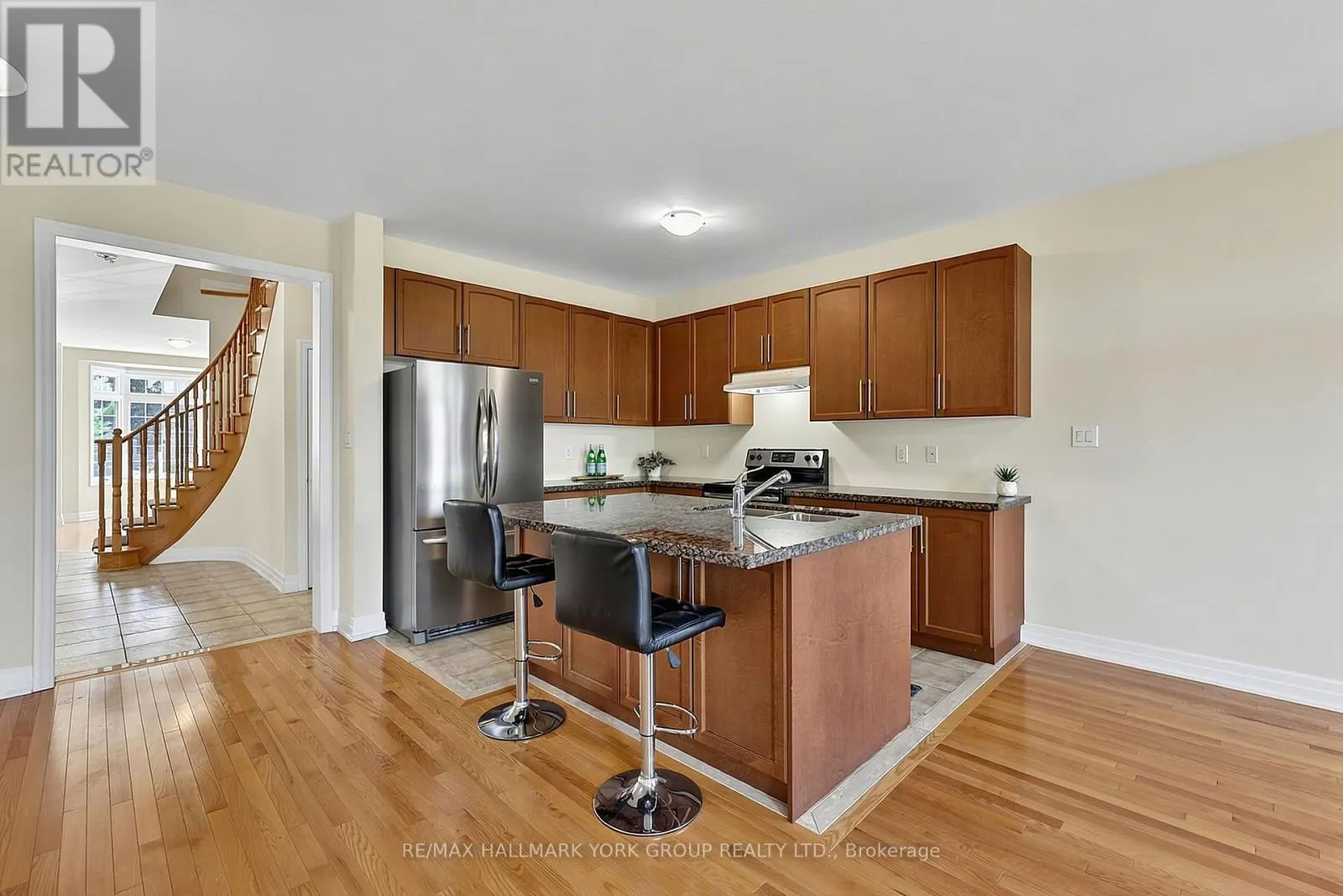 36 ALEX CAMPBELL CRESCENT