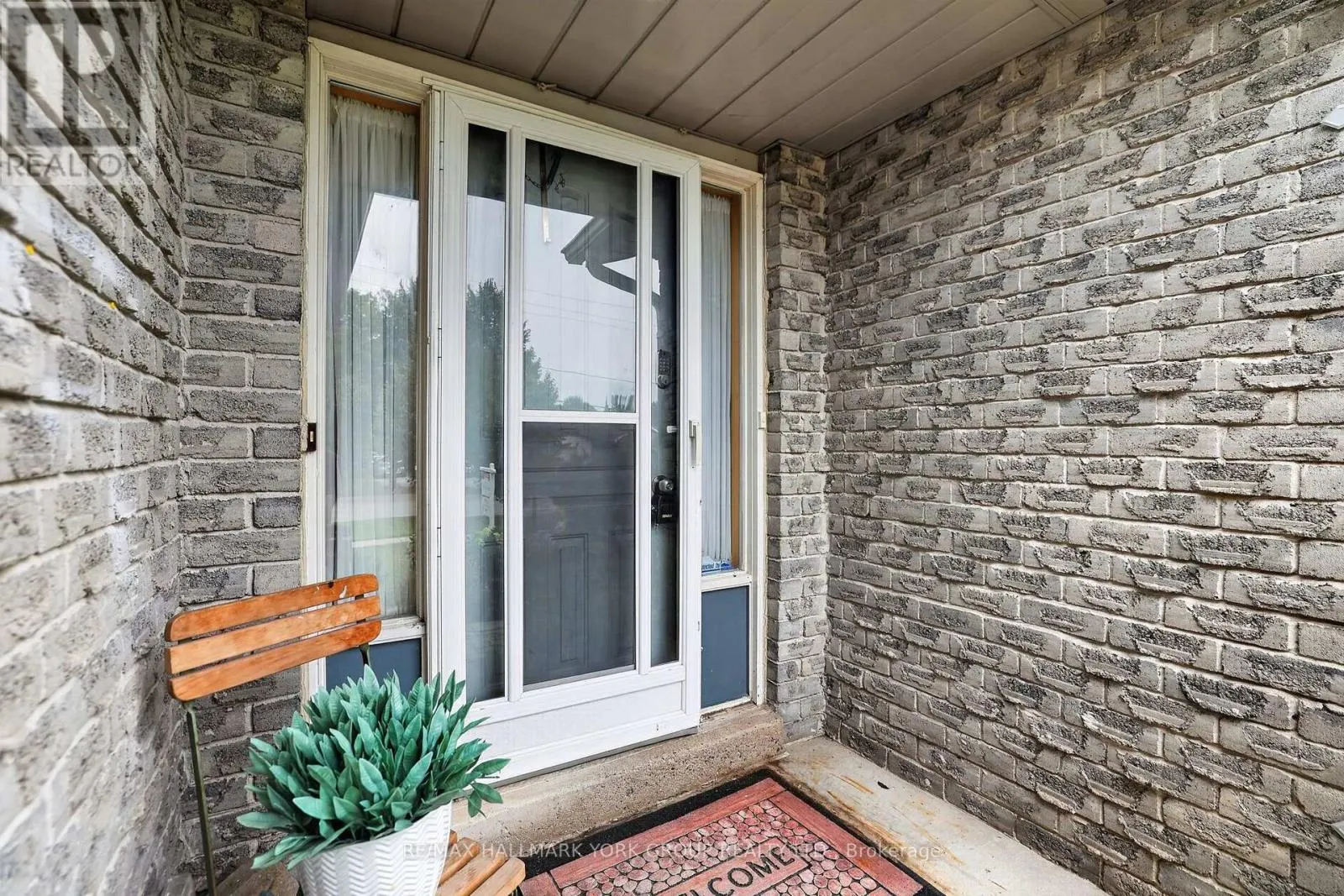 59 RIVERGLEN DRIVE