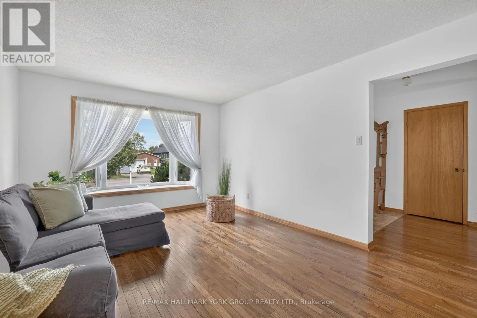 59 RIVERGLEN DRIVE