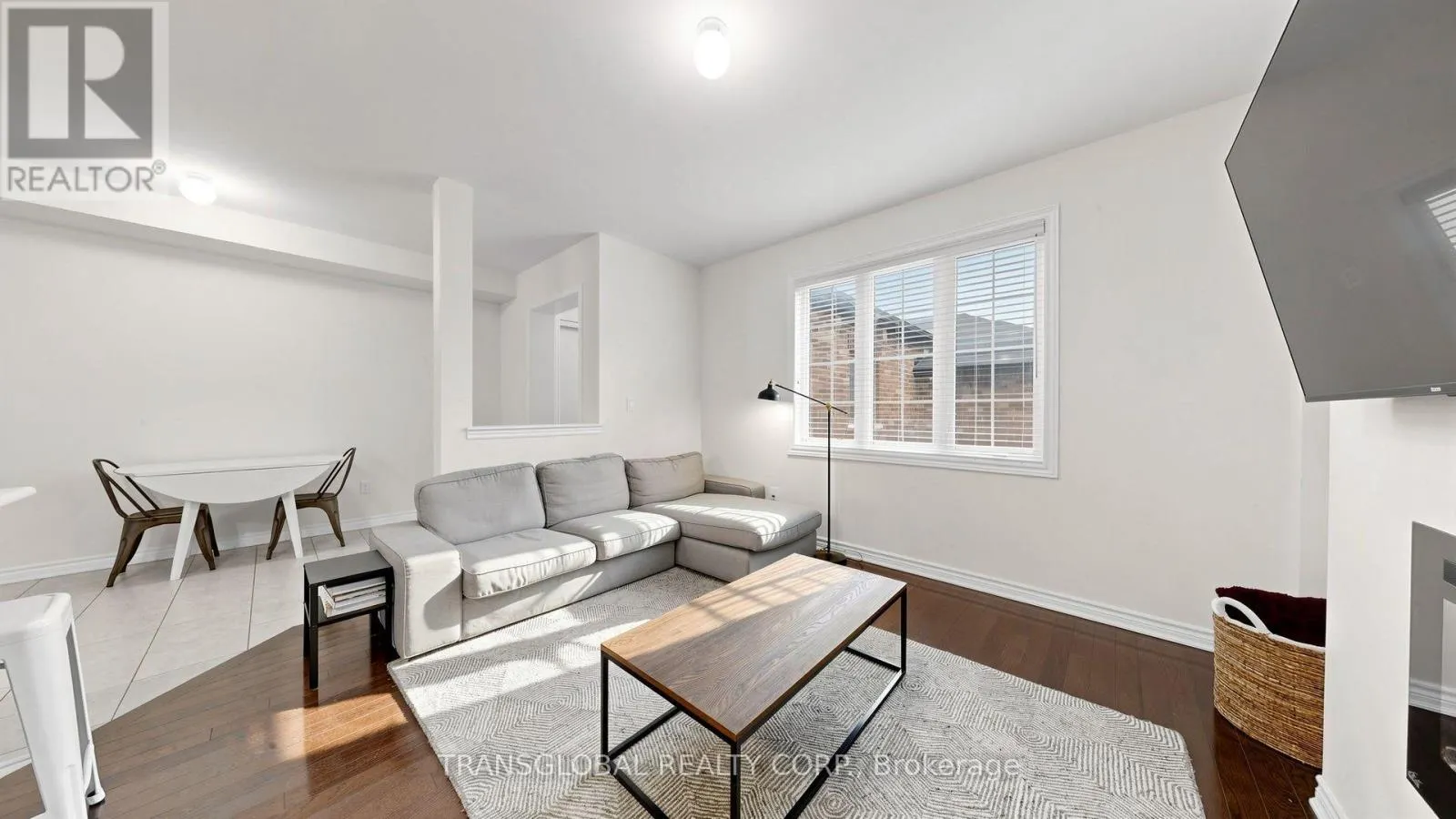 181 BEECHBOROUGH CRESCENT