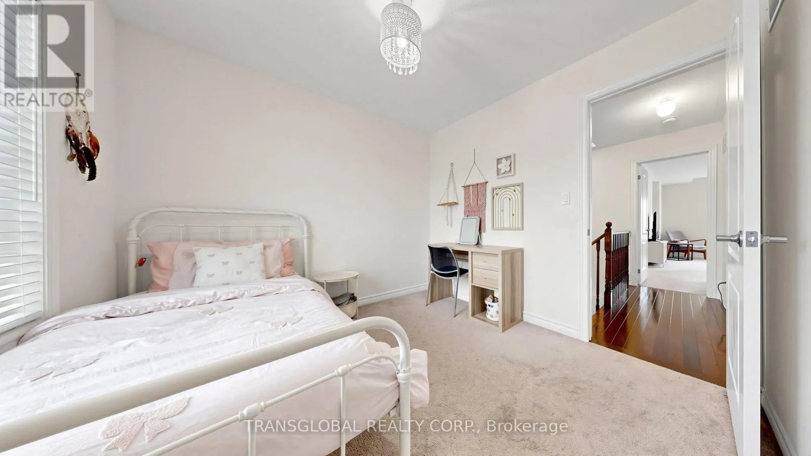 181 BEECHBOROUGH CRESCENT