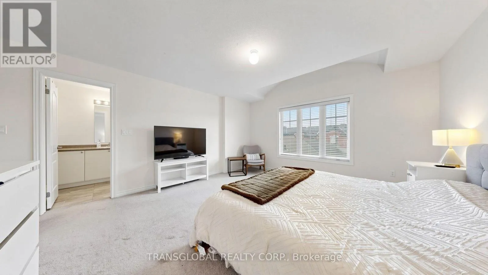 181 BEECHBOROUGH CRESCENT