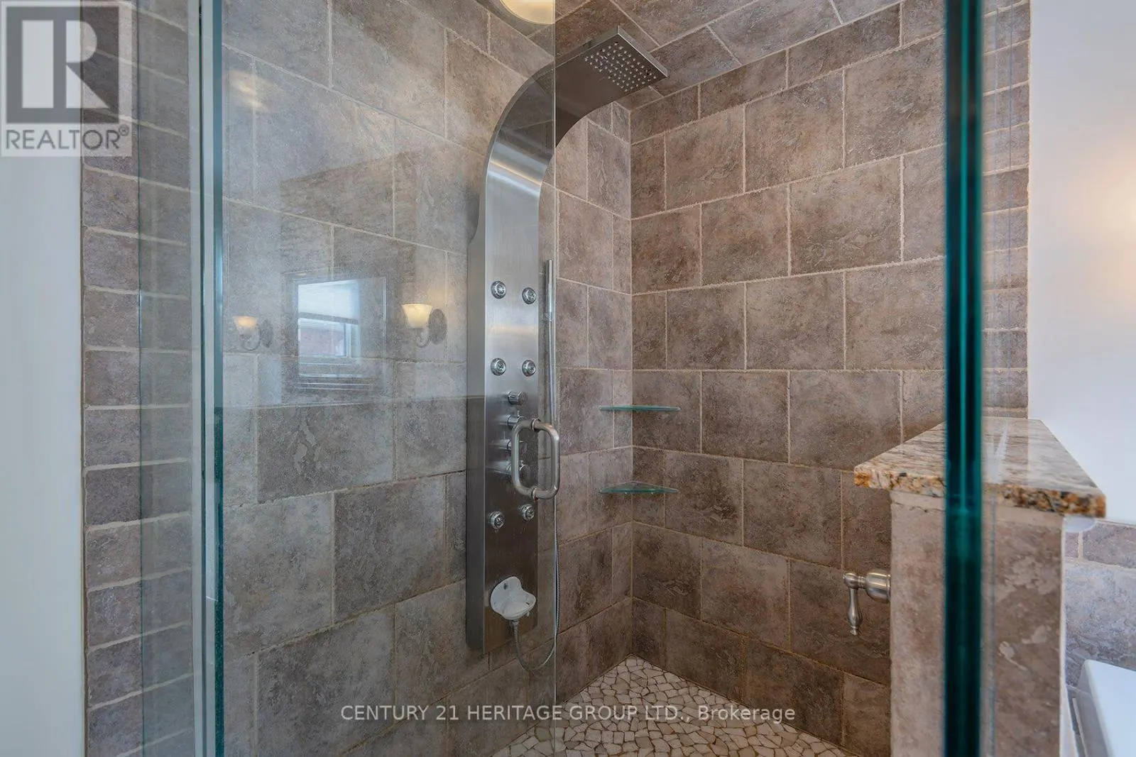 55 CHARTWELL CRESCENT