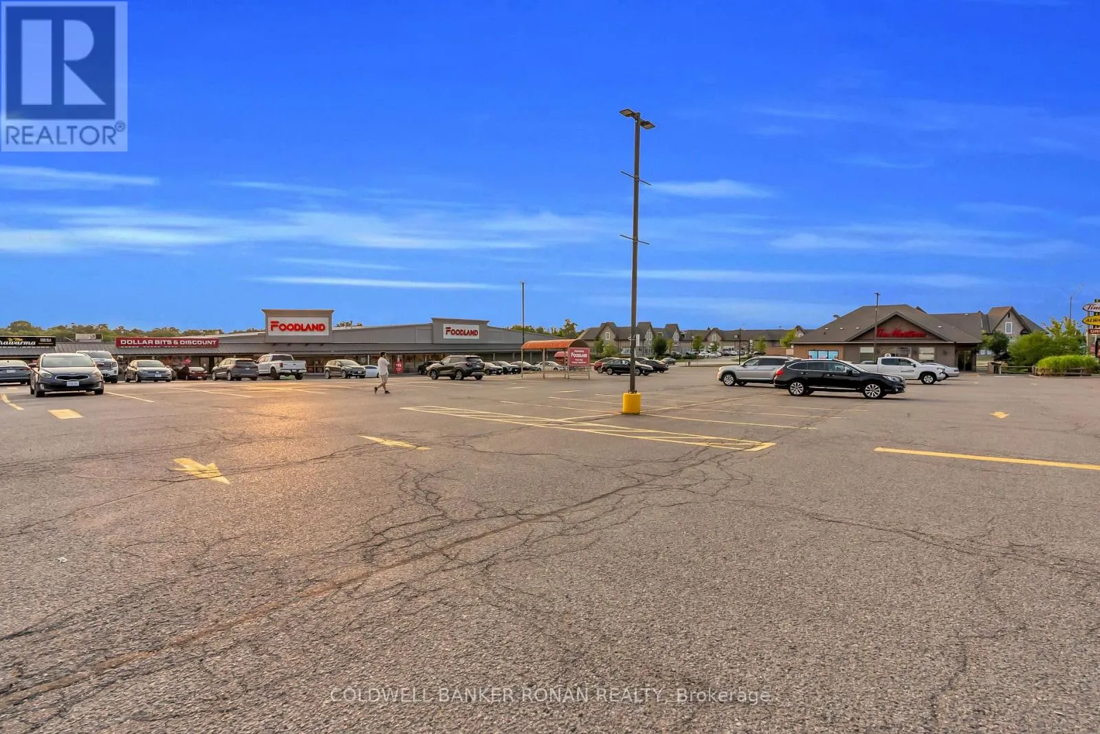 8 - 17250 HIGHWAY 27