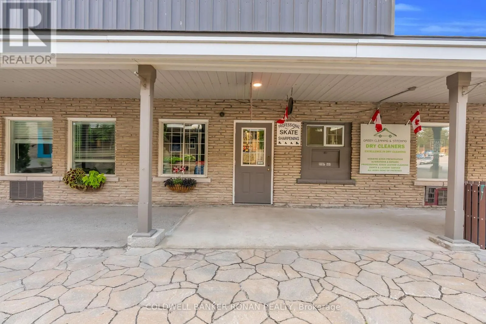 8 - 17250 HIGHWAY 27