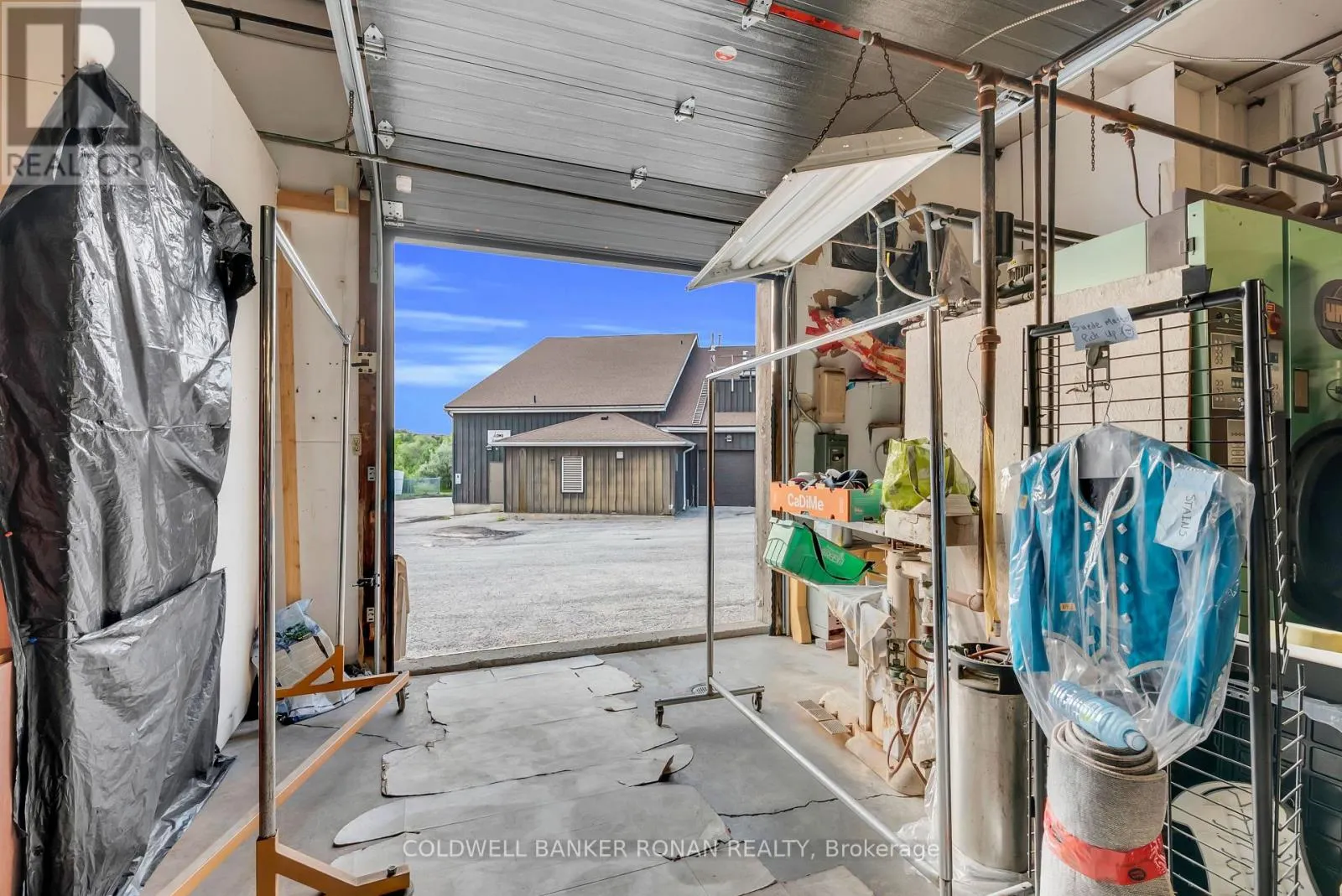 8 - 17250 HIGHWAY 27