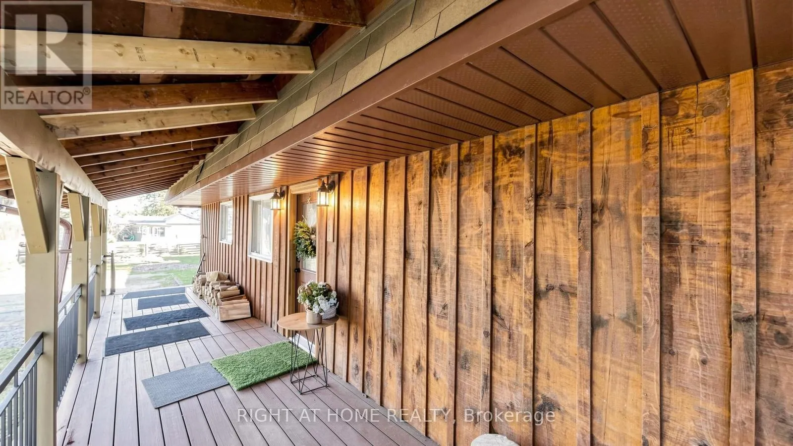 36 SHIRLEA BOULEVARD