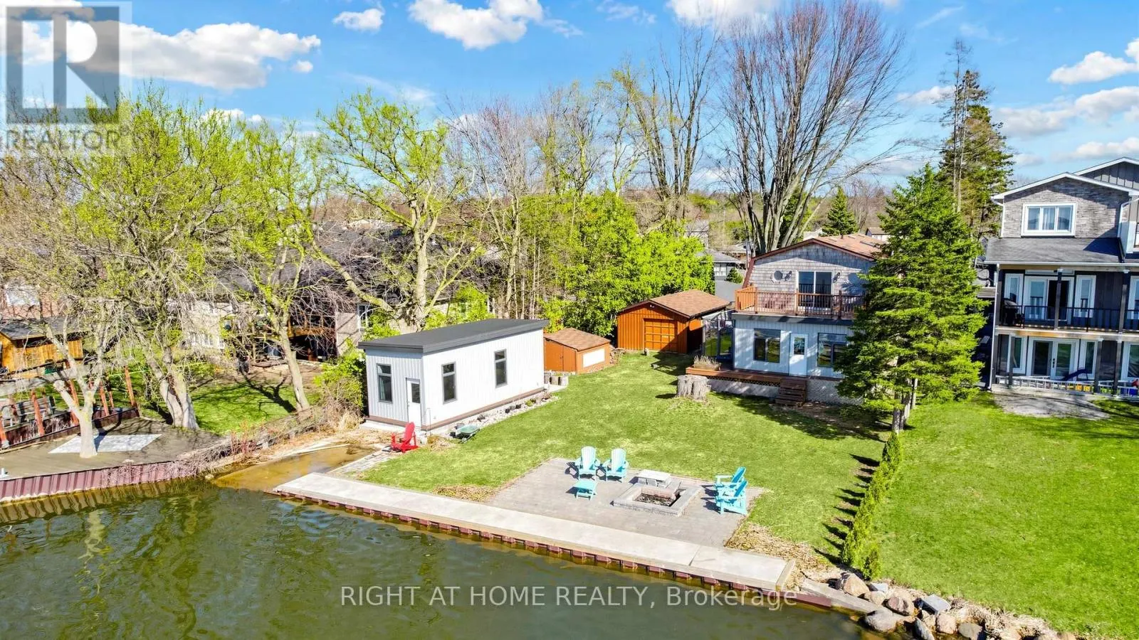 36 SHIRLEA BOULEVARD