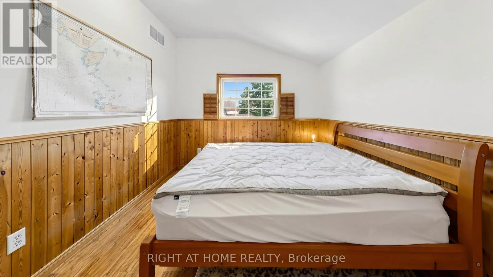 36 SHIRLEA BOULEVARD