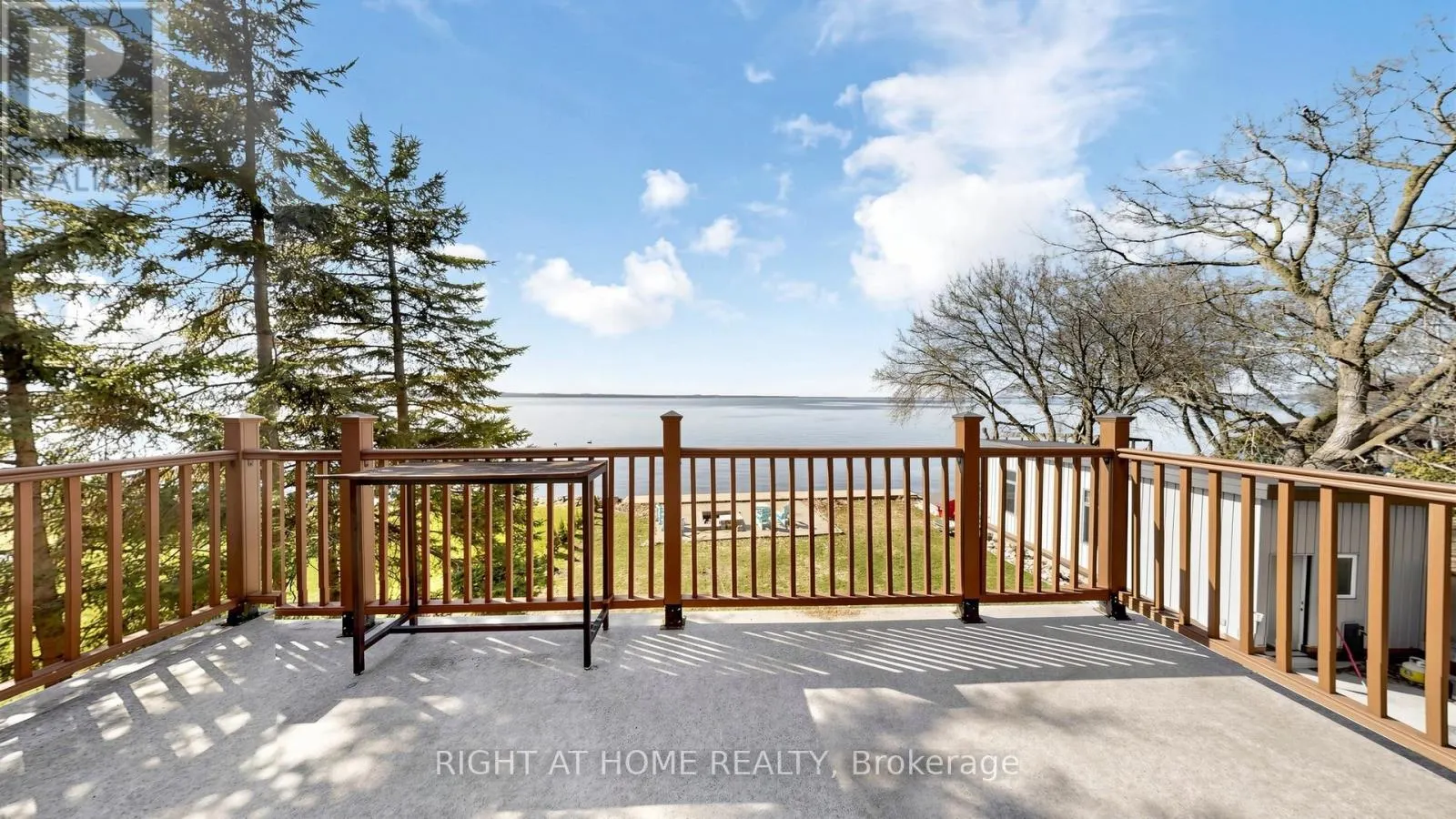 36 SHIRLEA BOULEVARD