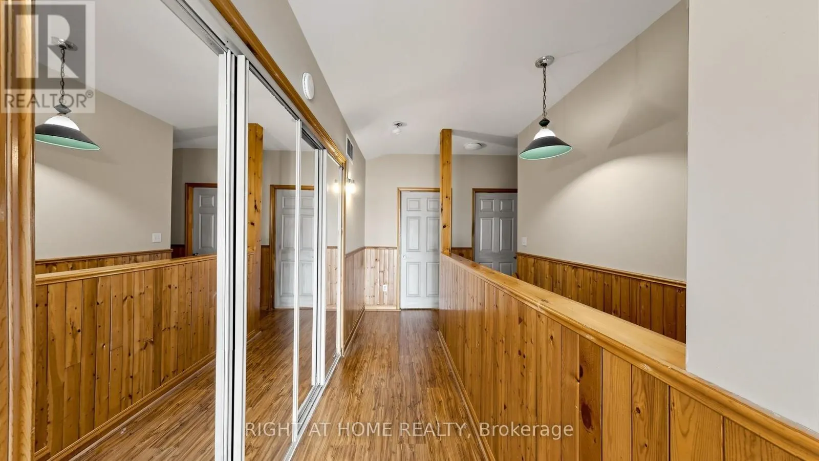 36 SHIRLEA BOULEVARD