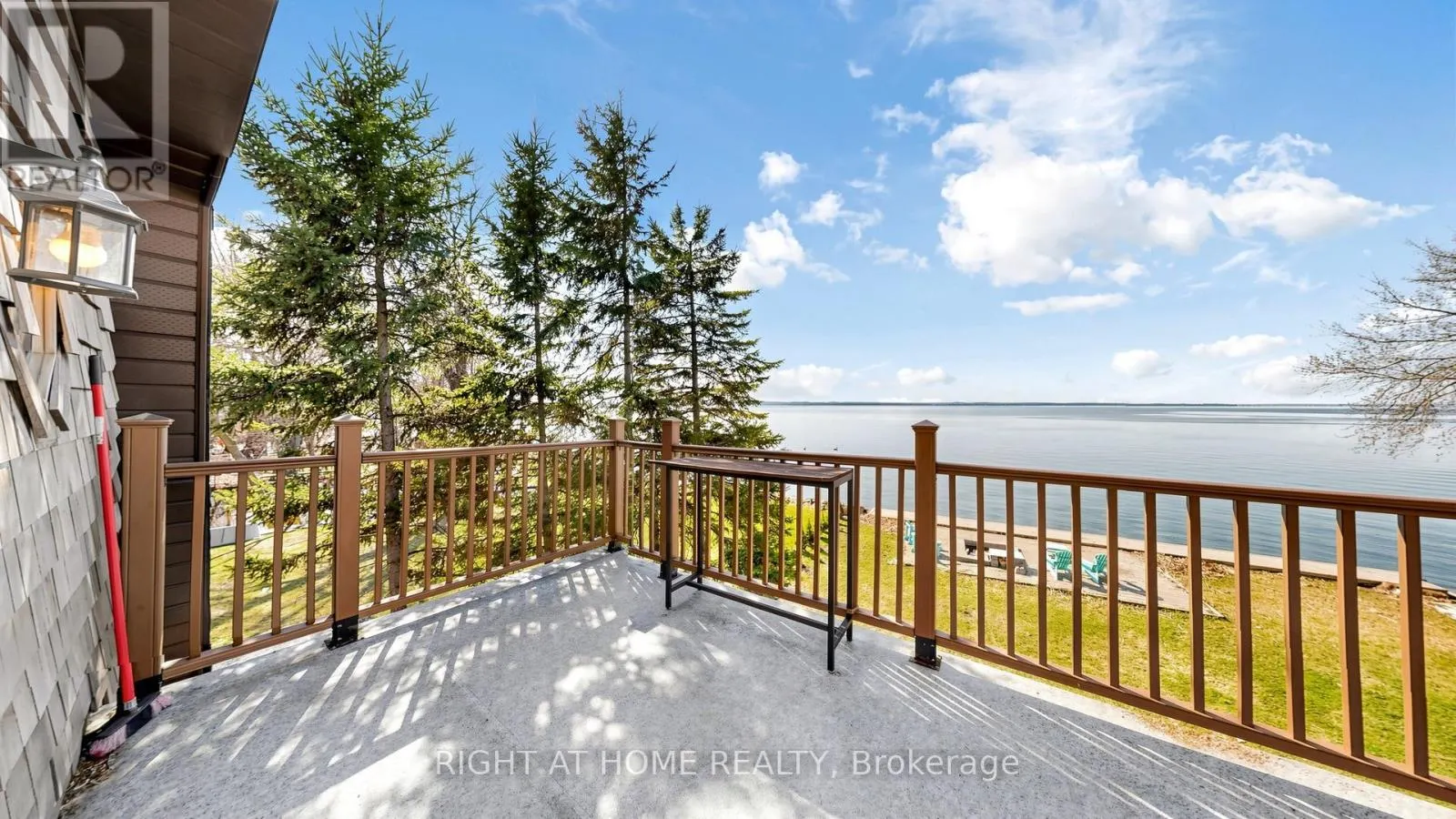 36 SHIRLEA BOULEVARD