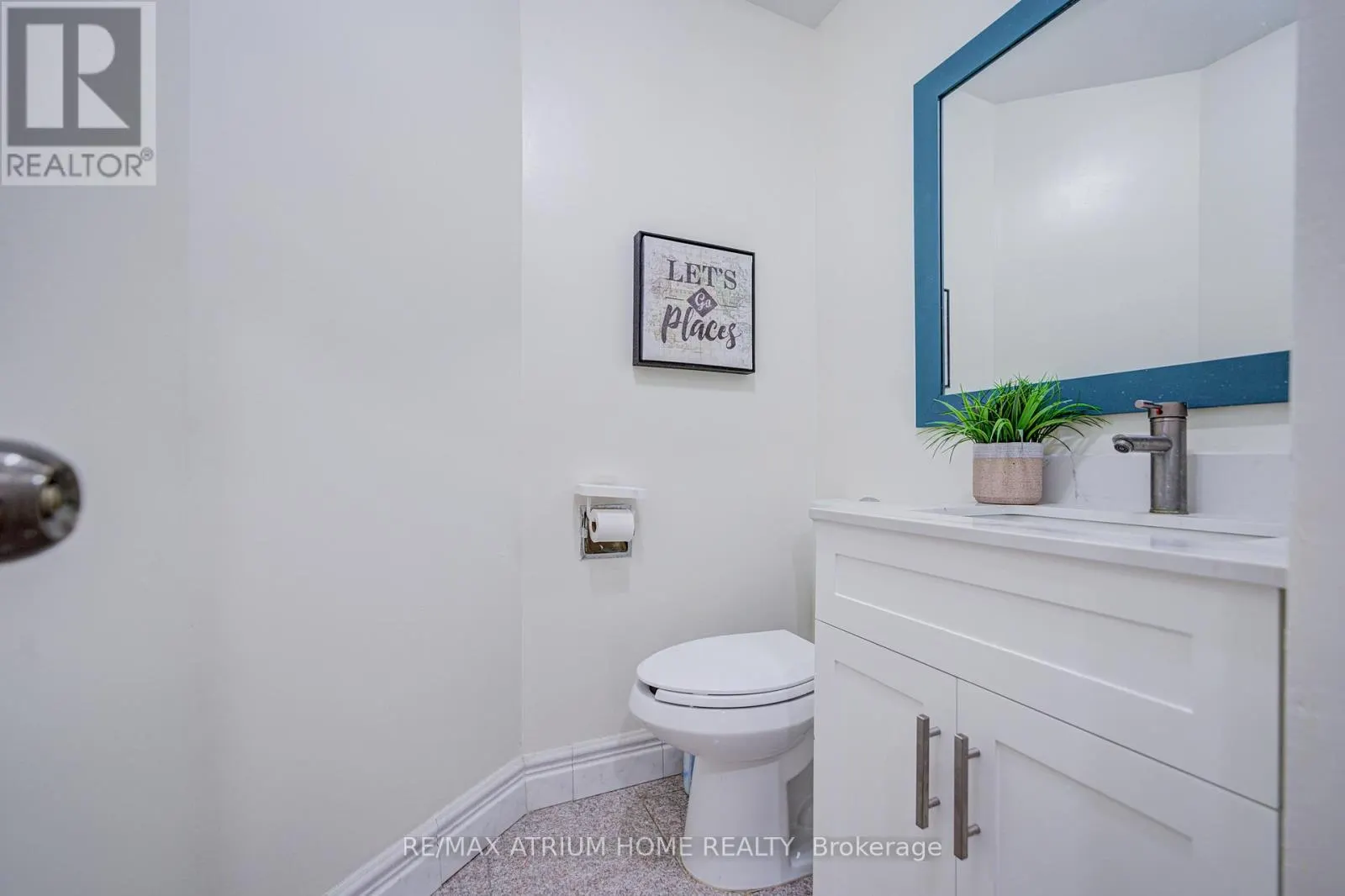 77 ROSEDALE HEIGHTS DRIVE