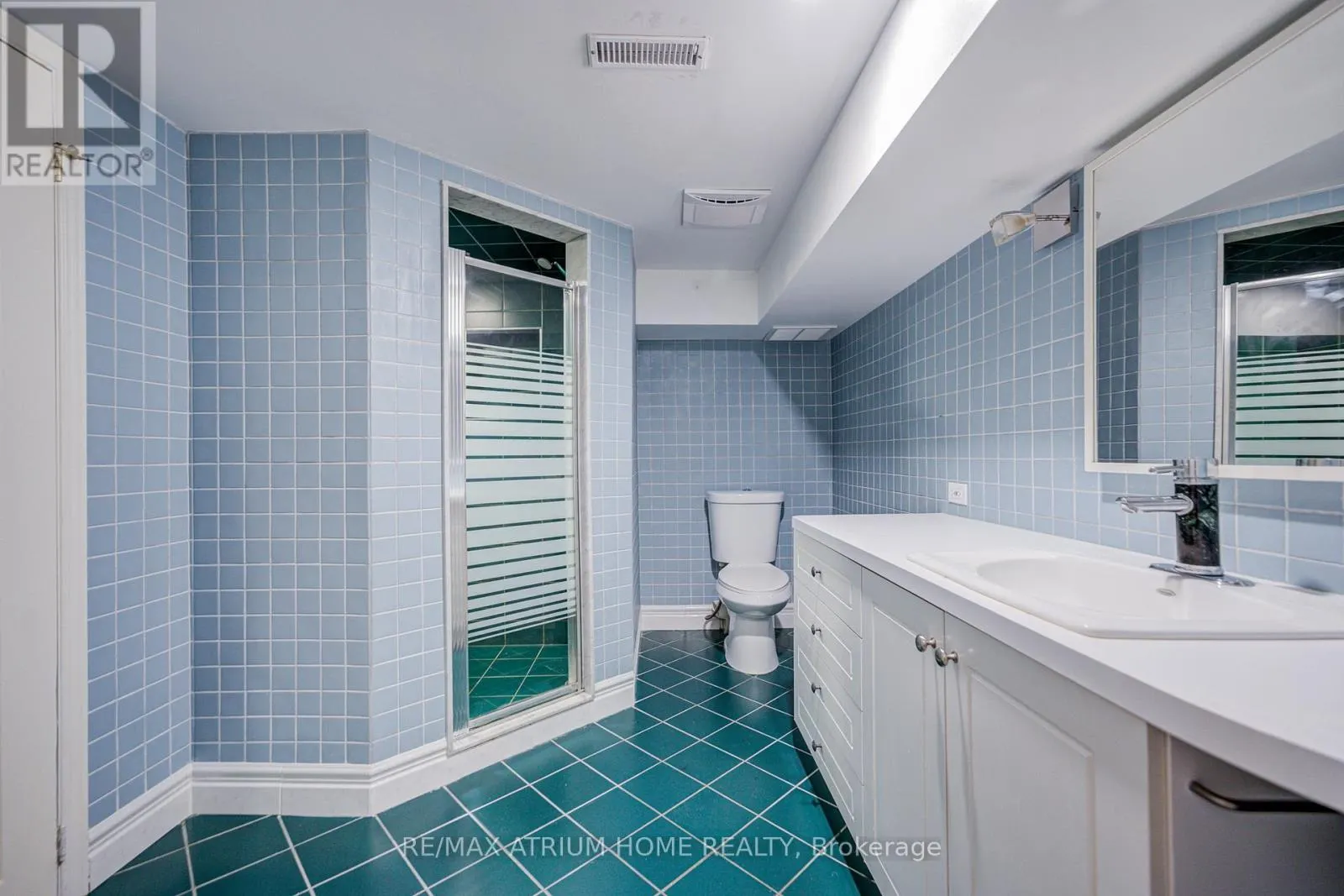 77 ROSEDALE HEIGHTS DRIVE