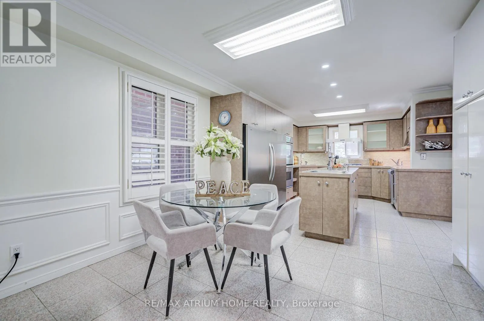 77 ROSEDALE HEIGHTS DRIVE