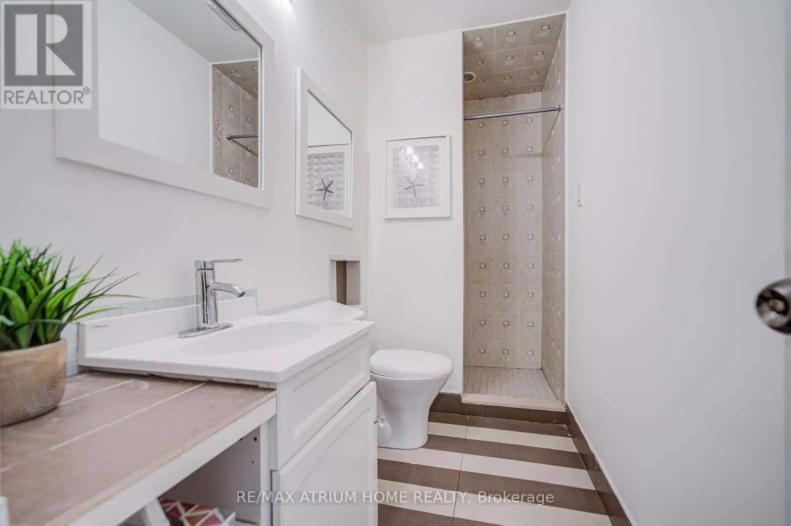 77 ROSEDALE HEIGHTS DRIVE