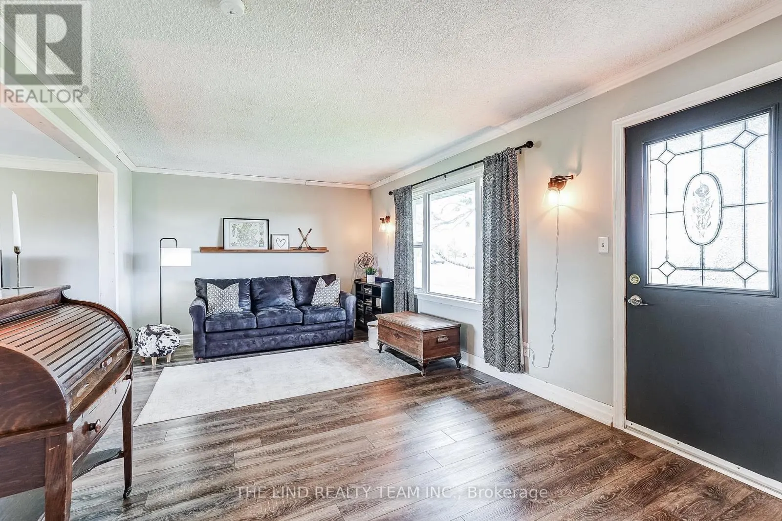 19505 BATHURST STREET