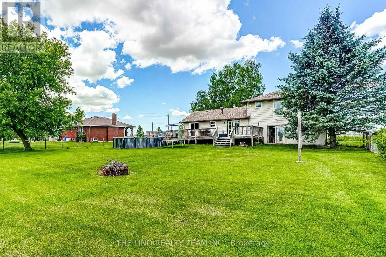 19505 BATHURST STREET