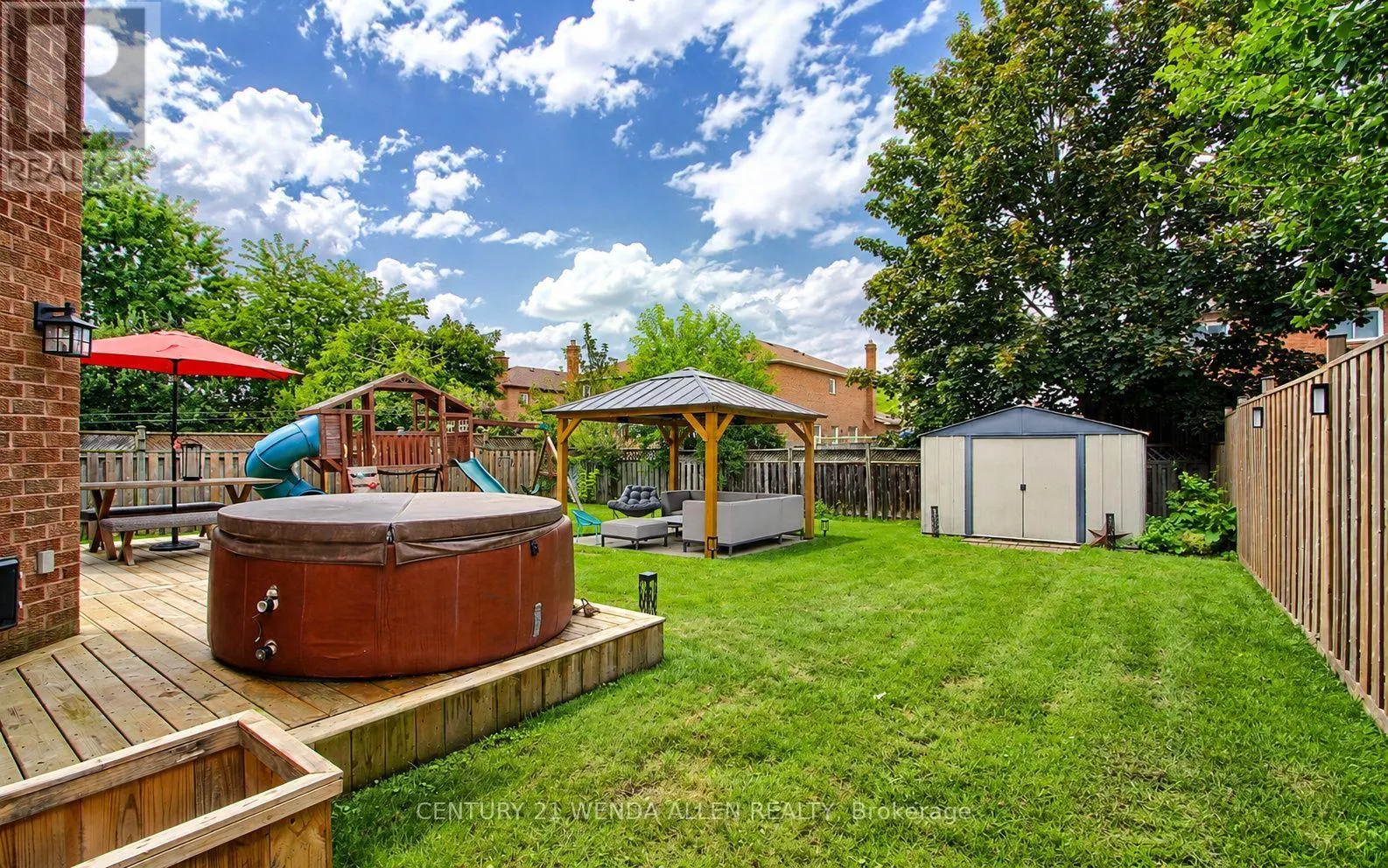 156 GWENDOLYN BOULEVARD