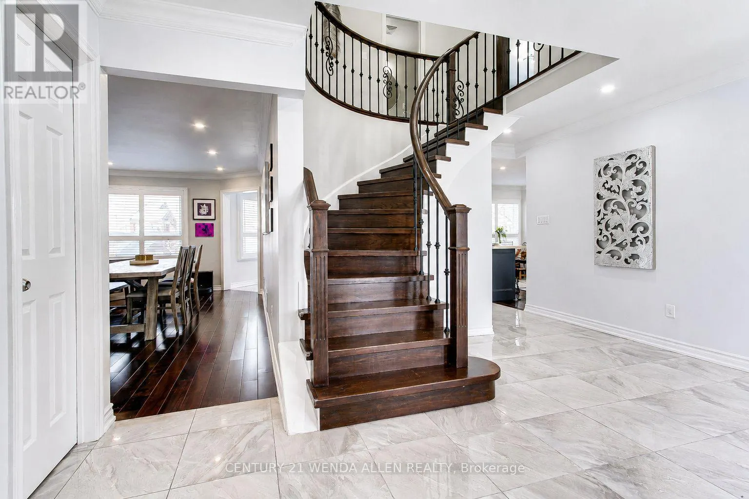 156 GWENDOLYN BOULEVARD