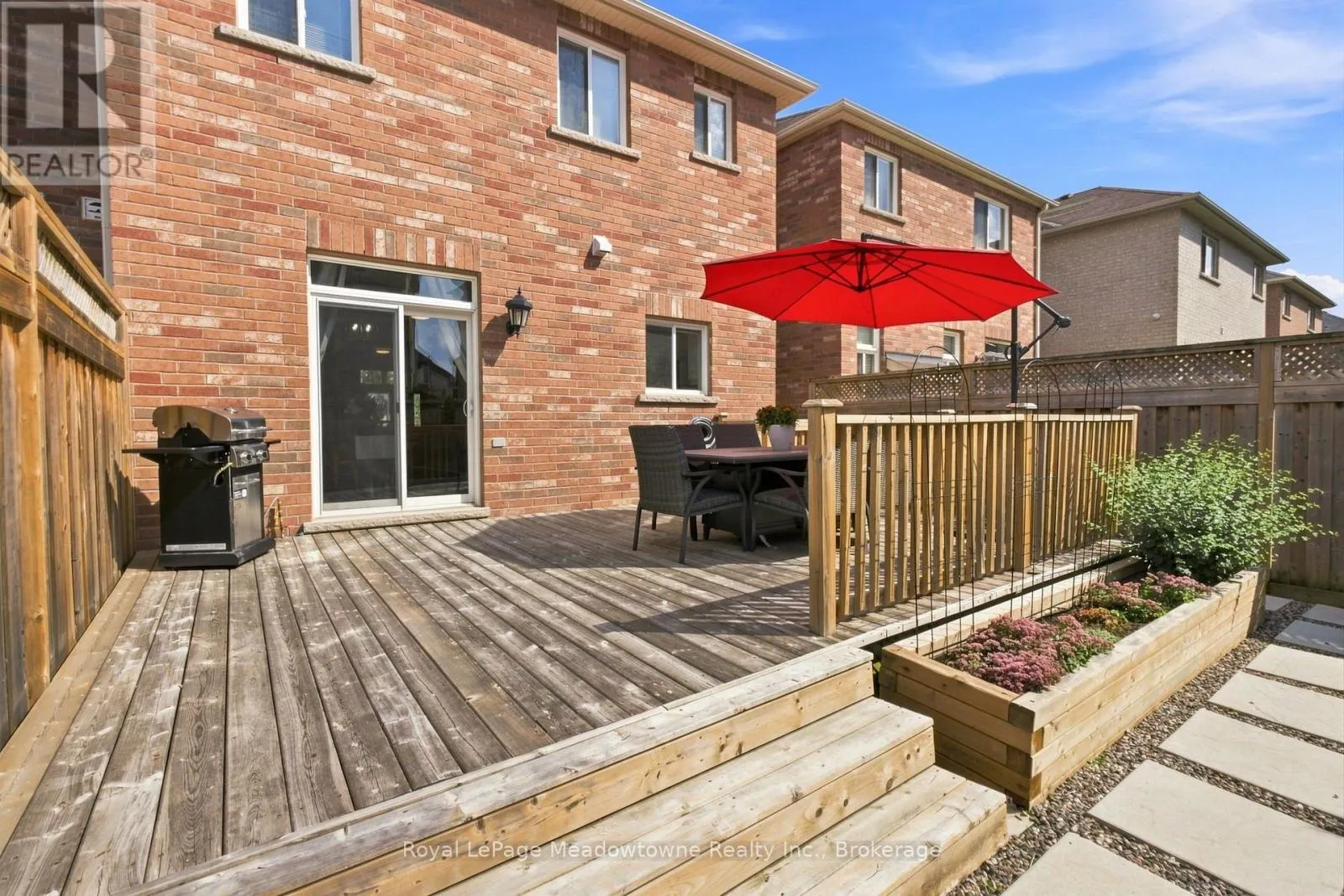 140 LAURENDALE AVENUE