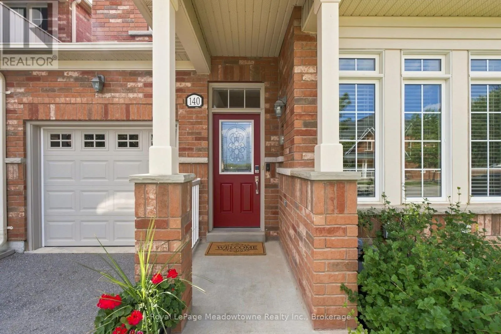 140 LAURENDALE AVENUE