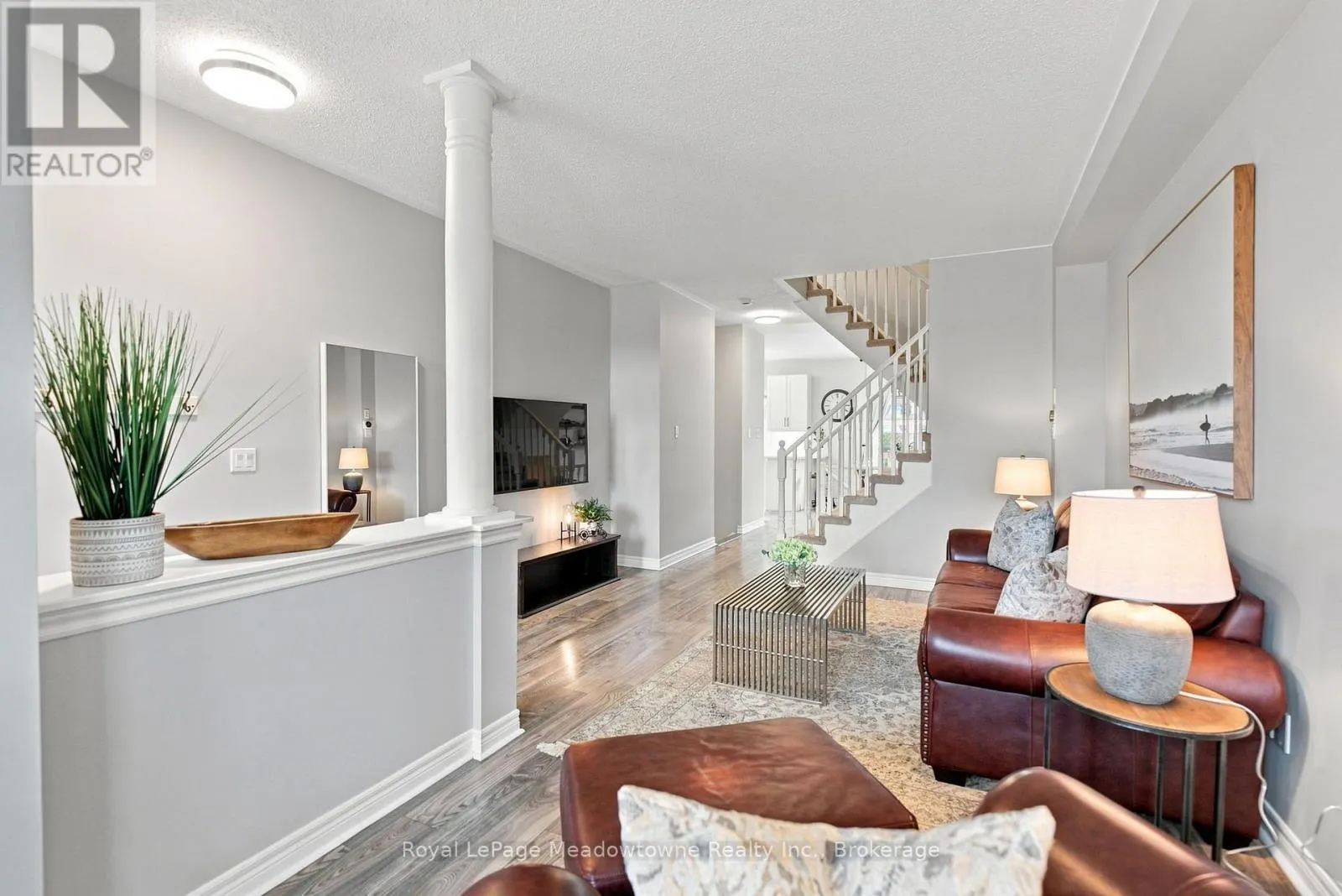 140 LAURENDALE AVENUE