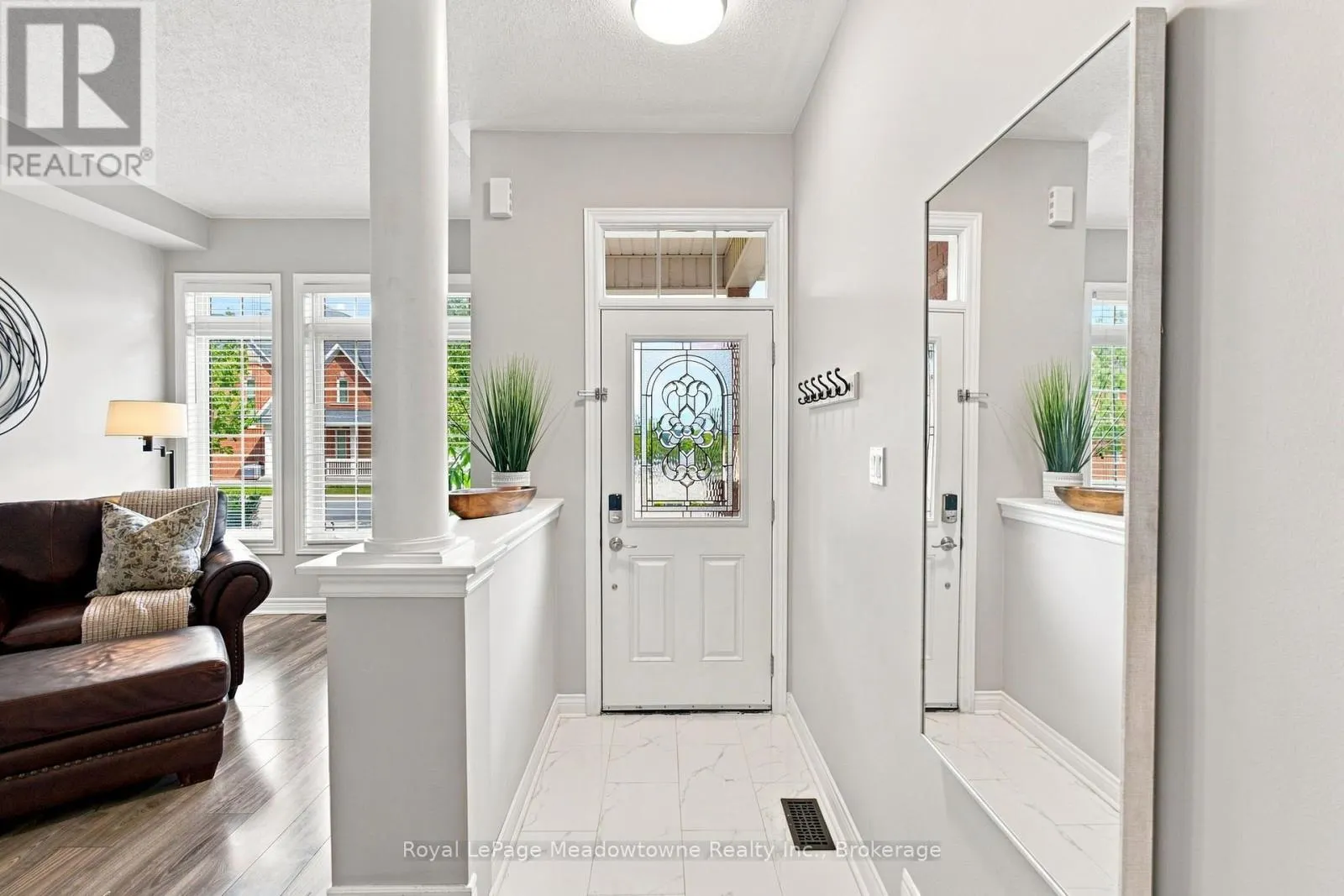 140 LAURENDALE AVENUE