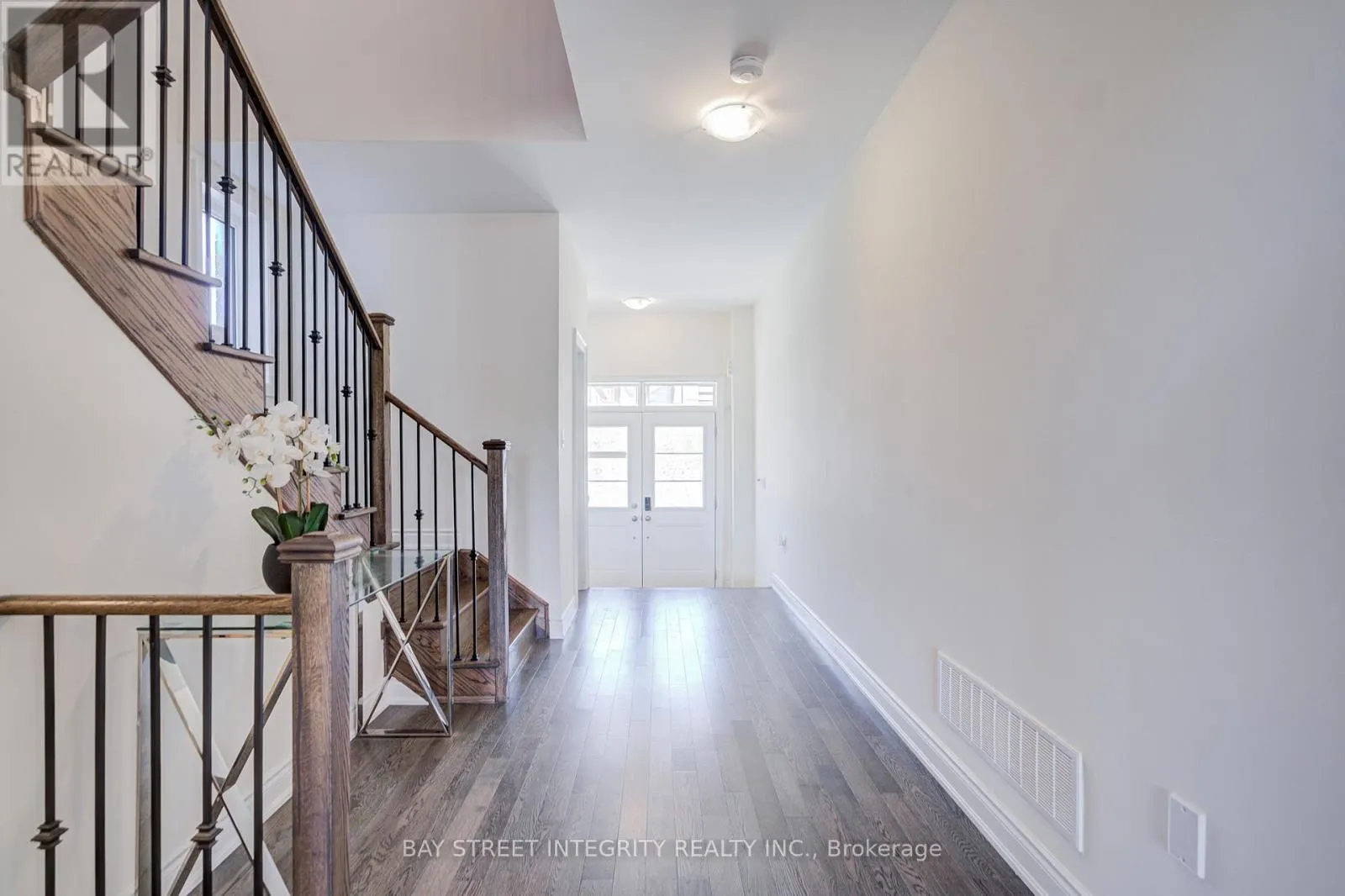 41 KENNETH ROGERS CRESCENT