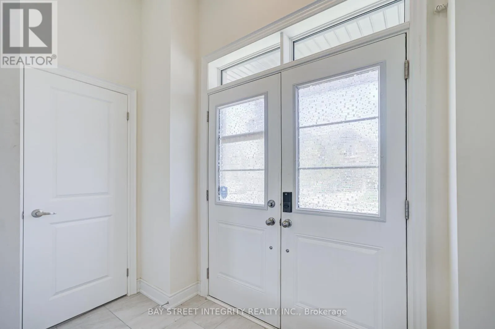 41 KENNETH ROGERS CRESCENT