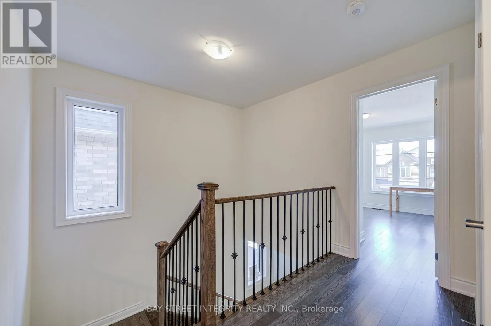 41 KENNETH ROGERS CRESCENT
