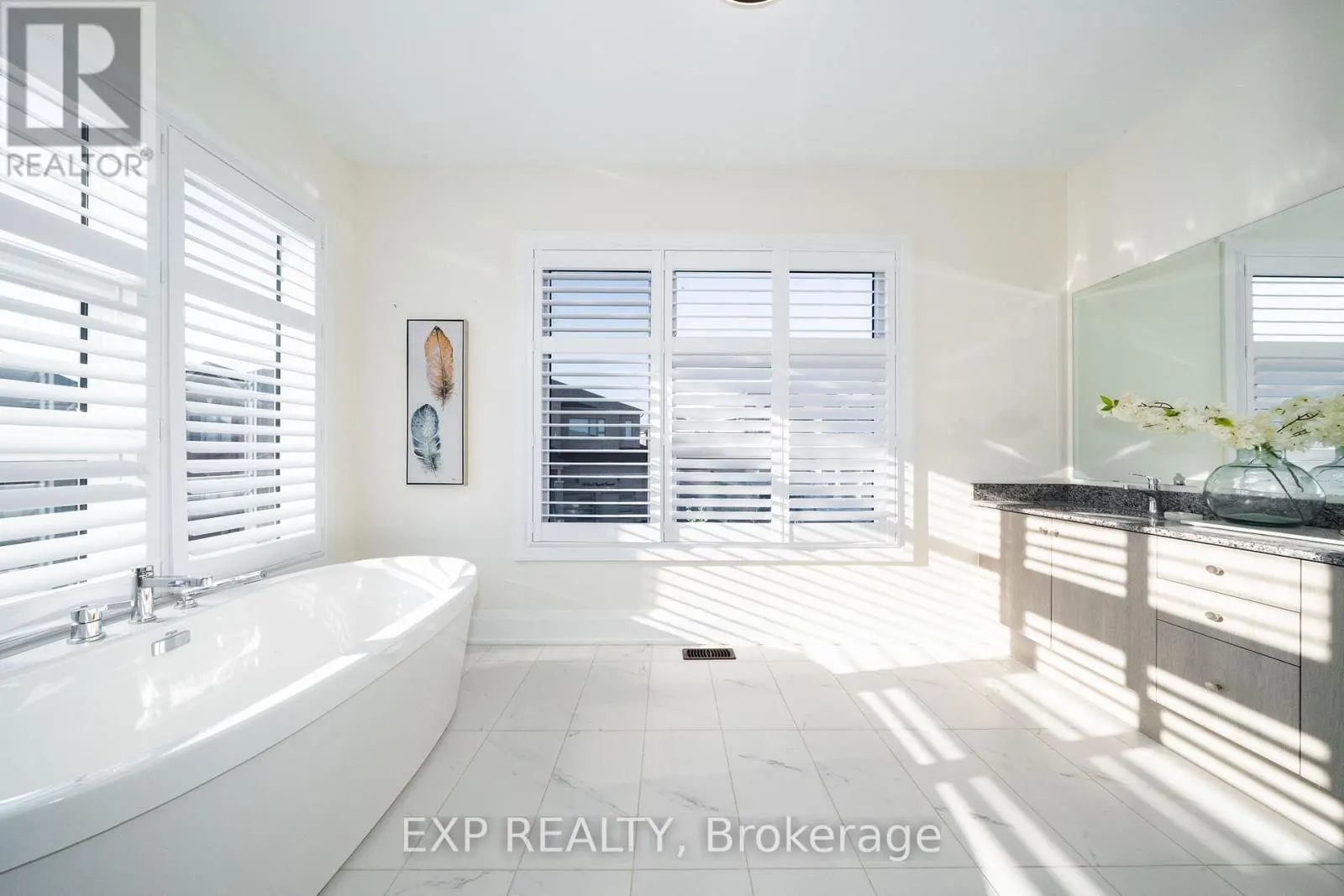 38 BUD LEGGETT CRESCENT
