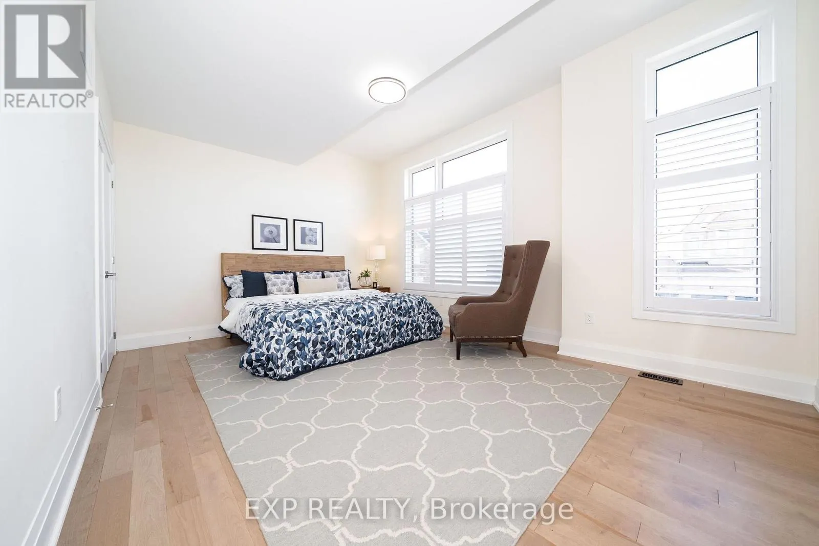 38 BUD LEGGETT CRESCENT