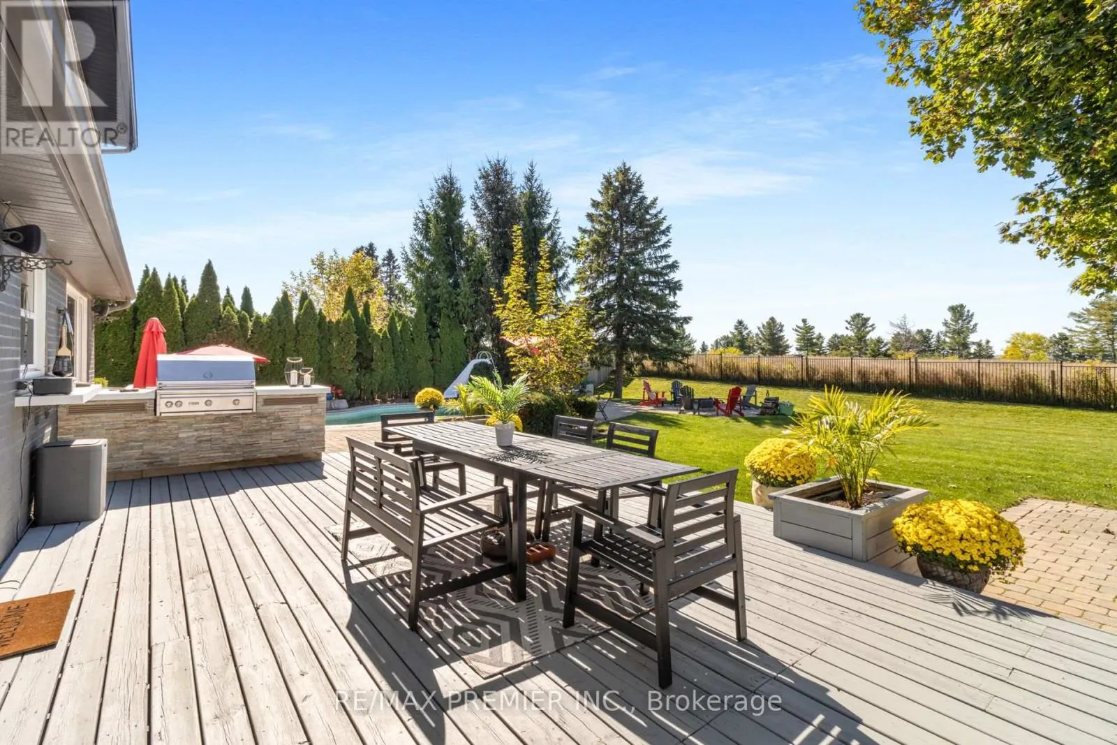60 NOBLEVIEW DRIVE