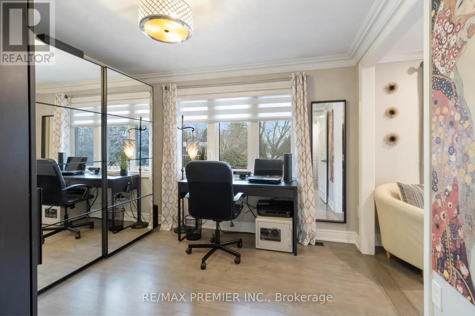 60 NOBLEVIEW DRIVE